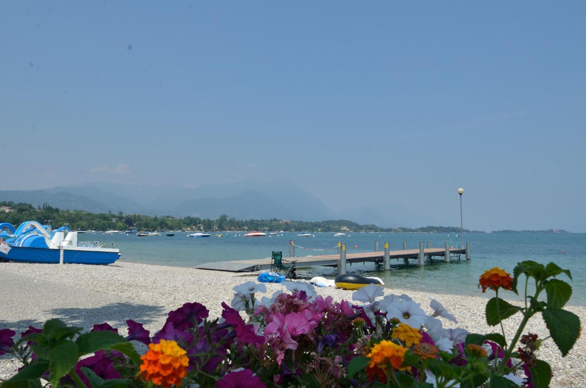Bellerive Ristorante Albergo Manerba del Garda Eksteriør billede
