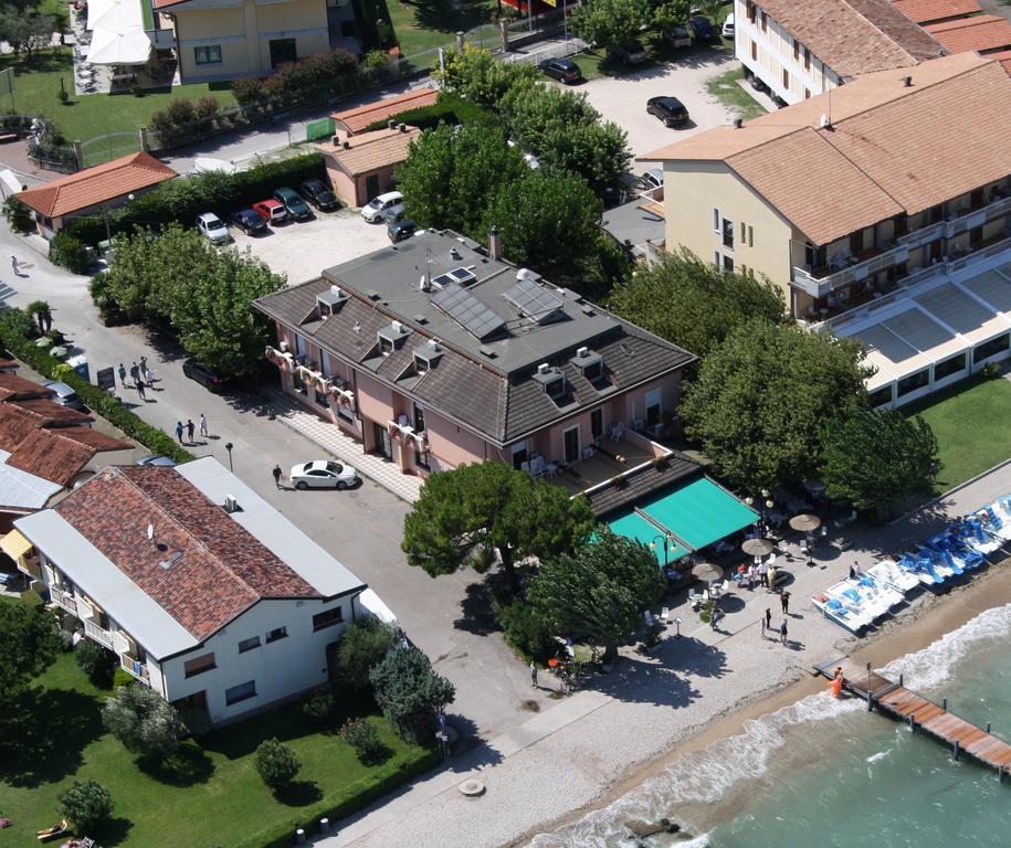 Bellerive Ristorante Albergo Manerba del Garda Eksteriør billede